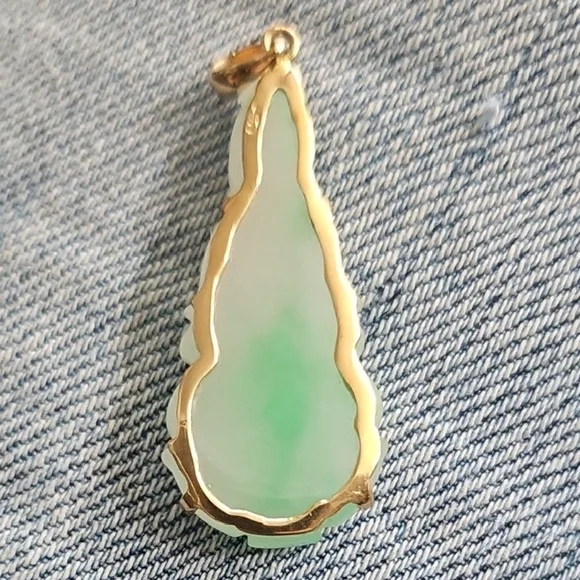 Green and White Jade Carved Pendant Necklace - Women Jewelry - Picture 2 of 2